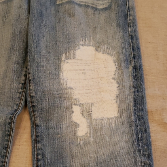 AG Fillmore destroyed/repaired jeans - Picture 2 of 6
